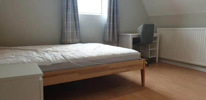 4 Bed // 2 Bath // Student House // Aug 2026 - Image 6